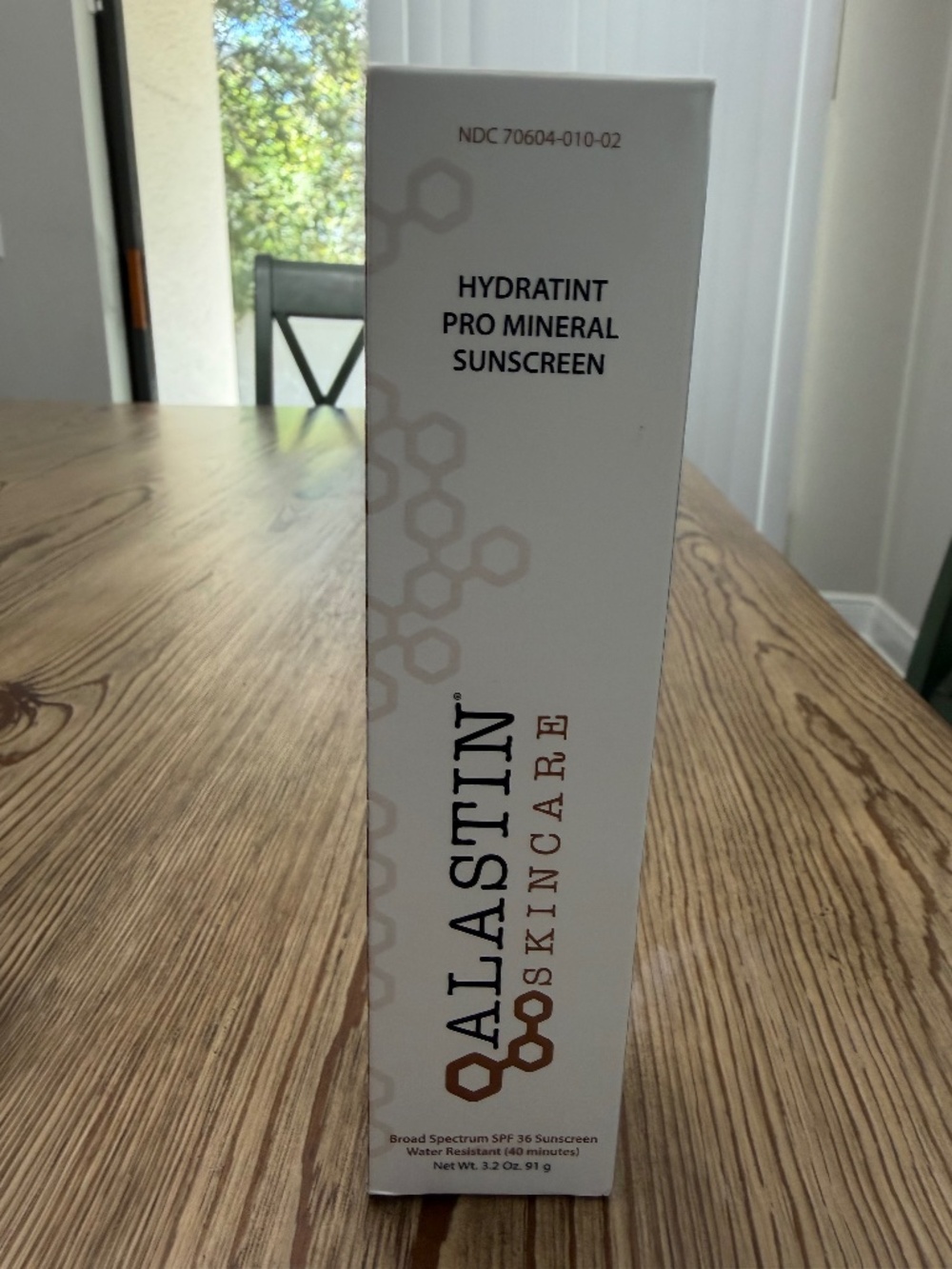 Alastin Skincare Hydratint Pro Mineral Sunscreen